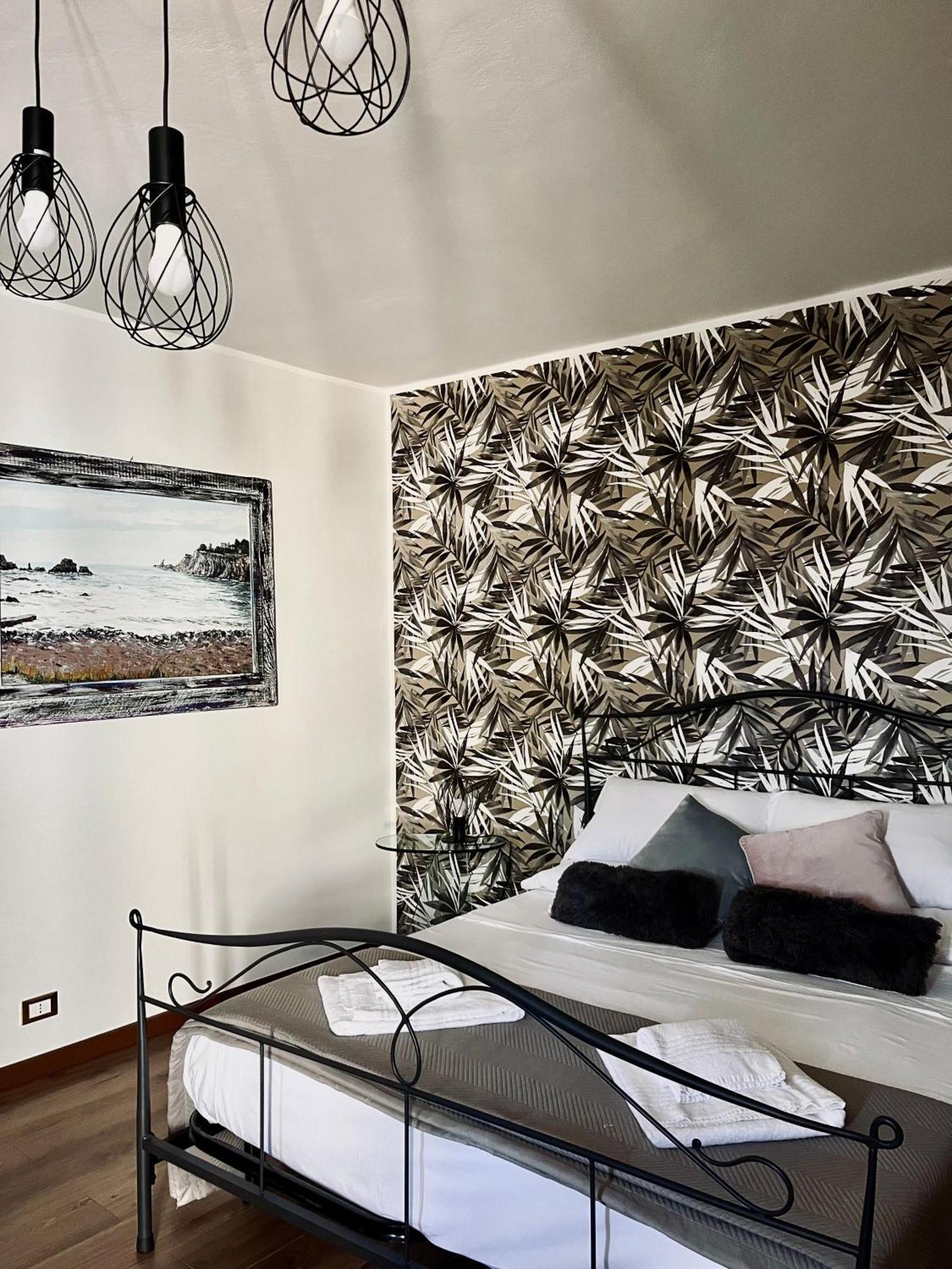 Tyche House Castelmola Apartment ภายนอก รูปภาพ