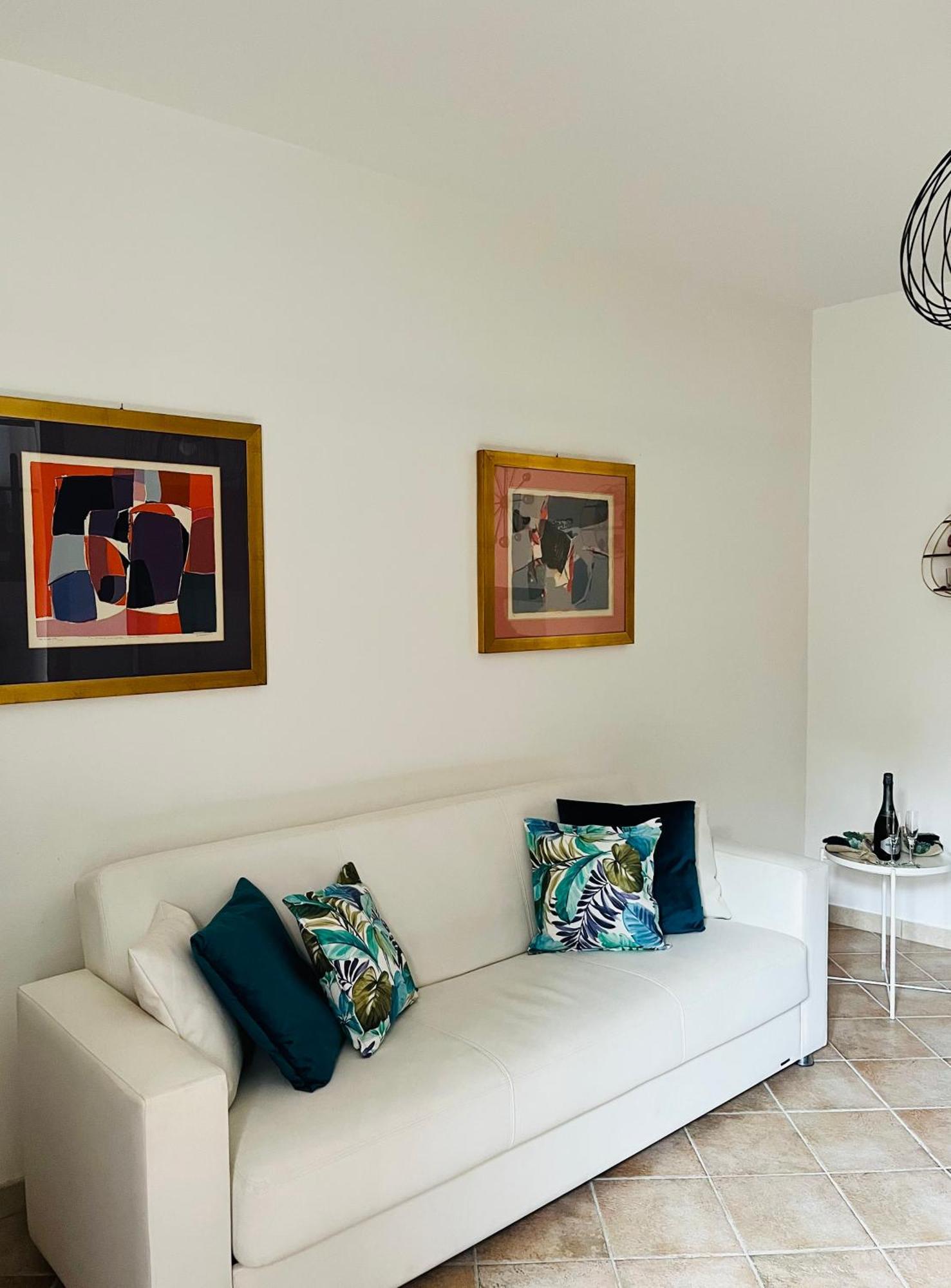 Tyche House Castelmola Apartment ภายนอก รูปภาพ