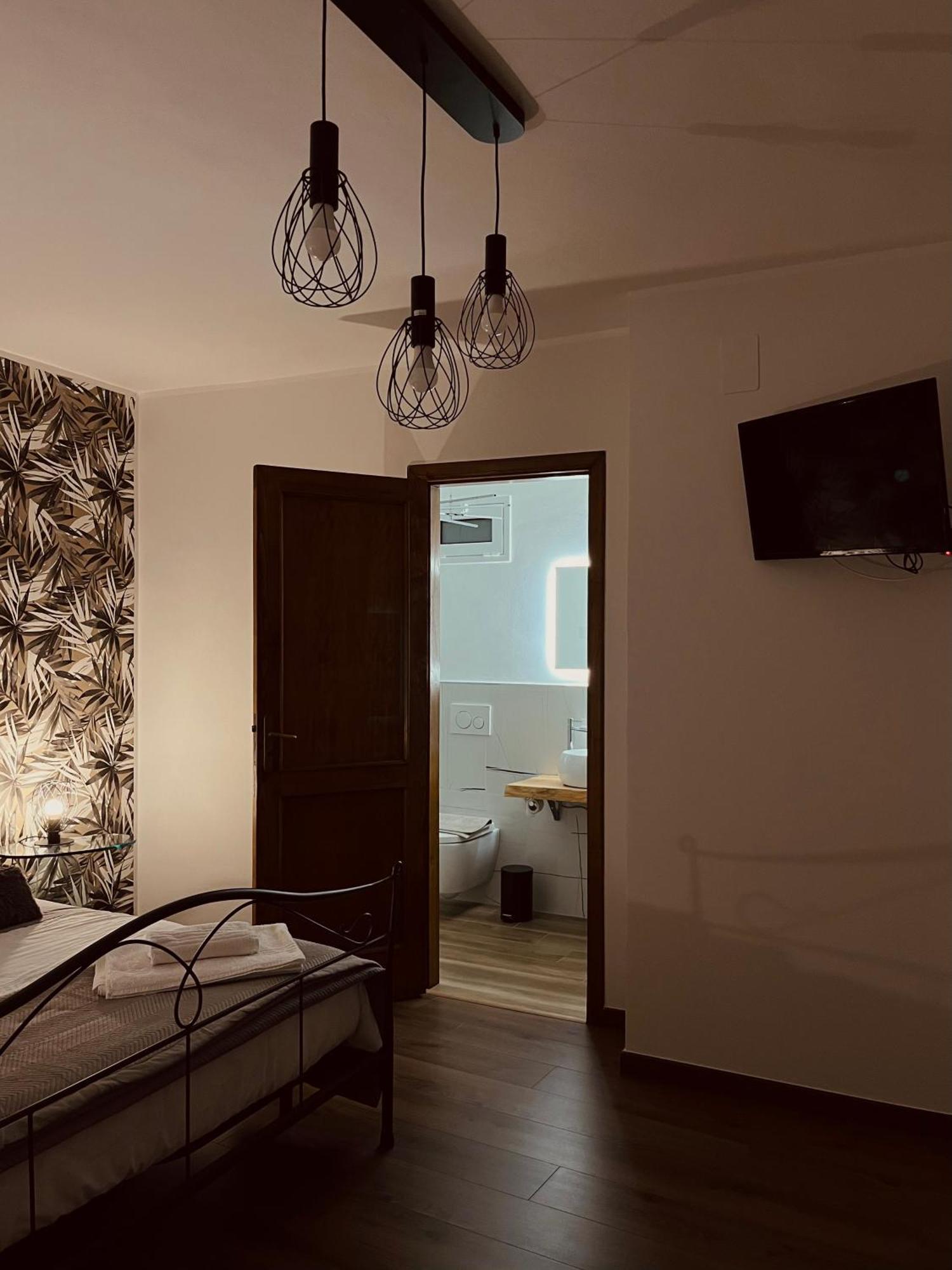 Tyche House Castelmola Apartment ภายนอก รูปภาพ